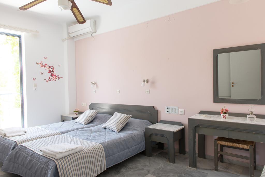 Emilia Hotel Apartments Rethymno Exteriör bild