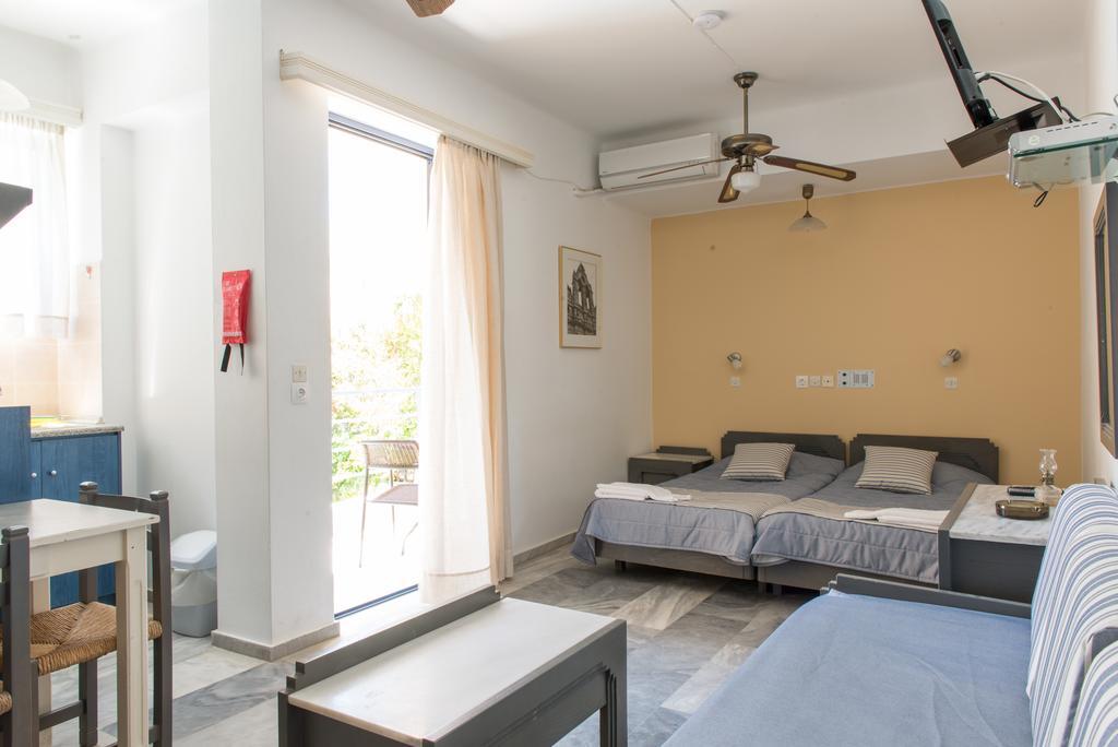 Emilia Hotel Apartments Rethymno Exteriör bild