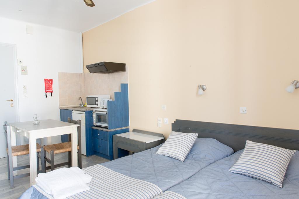 Emilia Hotel Apartments Rethymno Exteriör bild